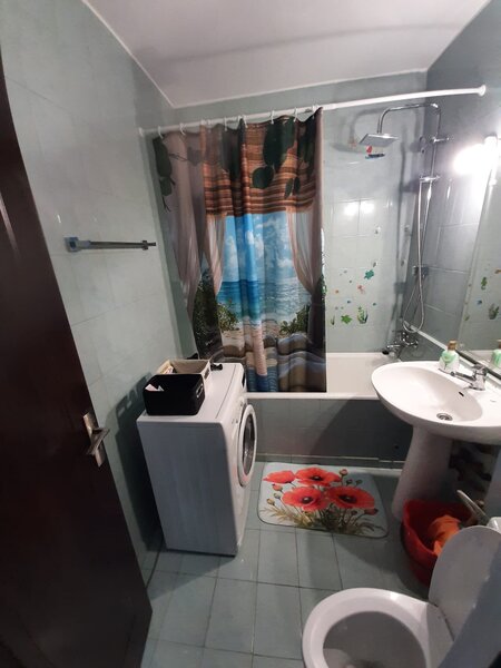 Metrou Favorit, garsoniera