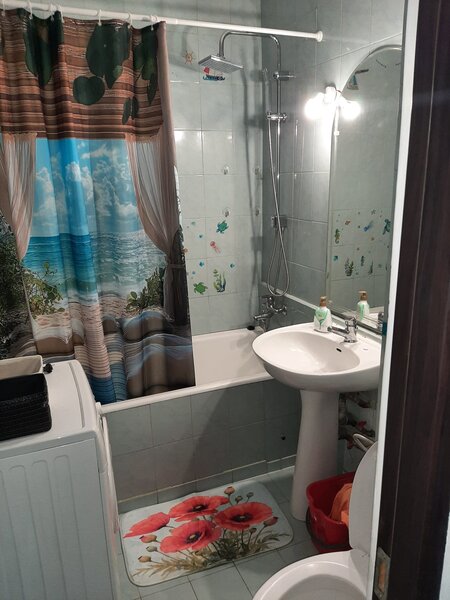 Metrou Favorit, garsoniera