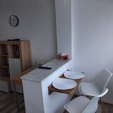 Metrou Favorit, garsoniera